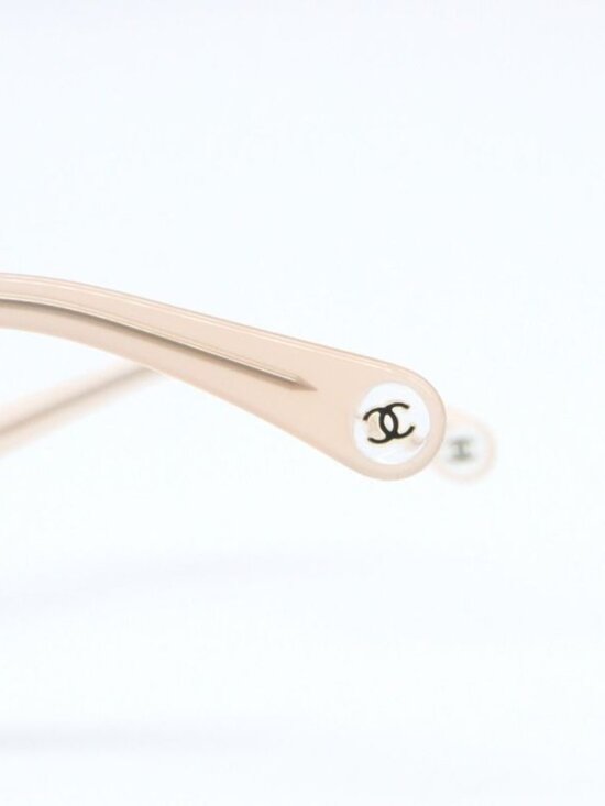 Chanel Sunglasses Pink main image 8